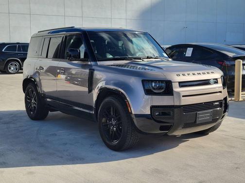 2023 Land Rover Defender 110 X-Dynamic SE