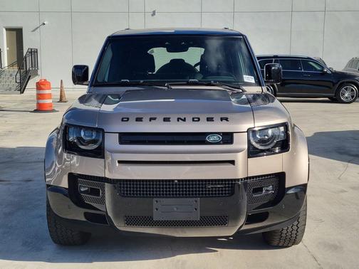 2023 Land Rover Defender 110 X-Dynamic SE