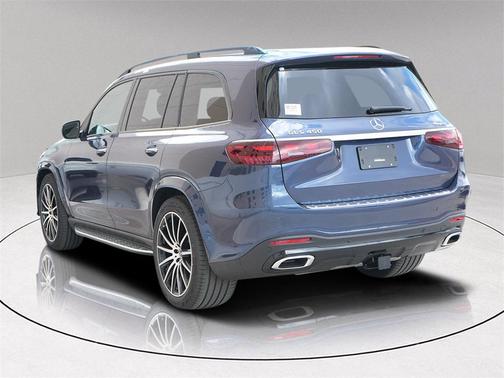 2026 Mercedes-Benz GLS 450 