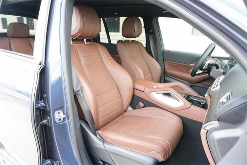 2026 Mercedes-Benz GLS 450 