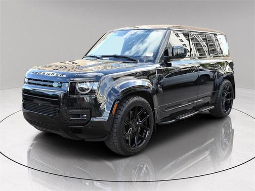 2025 Land Rover Defender P500 X-Dynamic SE