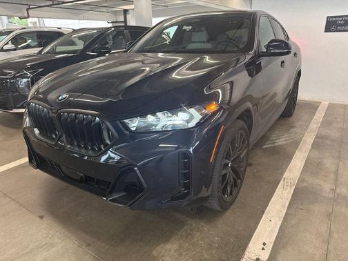 Carbon Black Metallic 2025 BMW X6 xDrive40i