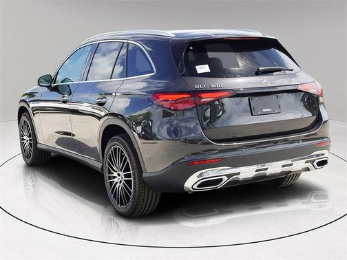2025 Mercedes-Benz GLC 300 Base