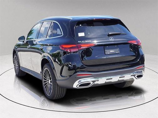 2026 Mercedes-Benz GLC 300 Base