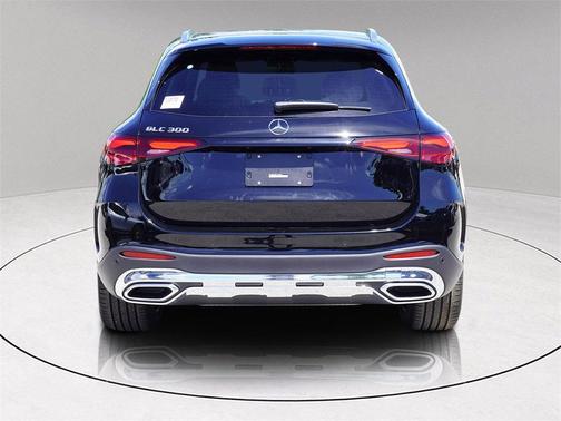 2026 Mercedes-Benz GLC 300 Base
