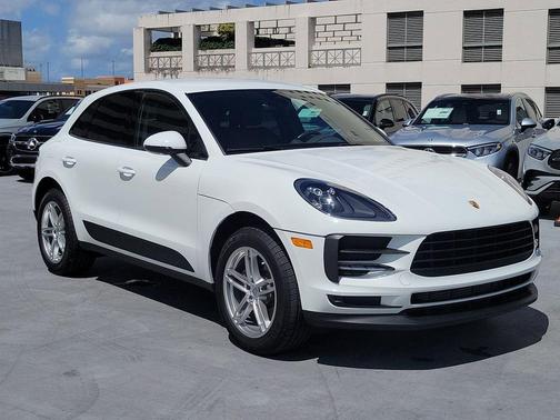 White 2020 Porsche Macan Base