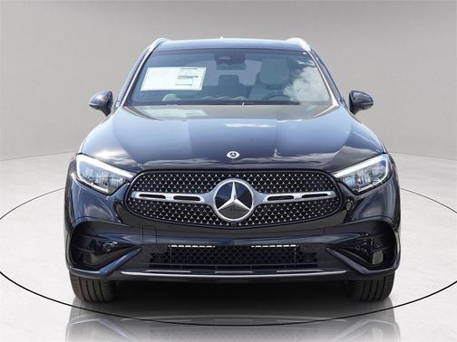 2025 Mercedes-Benz GLC 350e Base 4MATIC