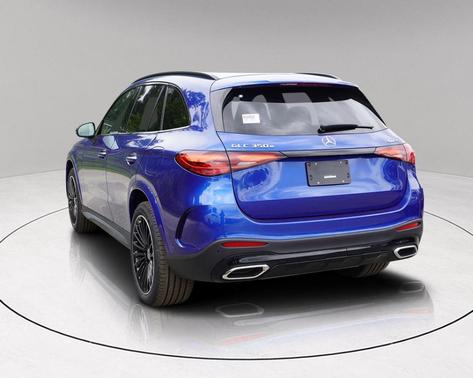 2025 Mercedes-Benz GLC 350e Base 4MATIC