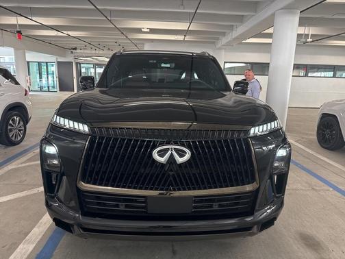 2025 INFINITI QX80 AUTOGRAPH