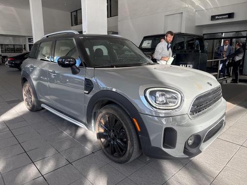 2022 MINI Countryman Oxford Edition