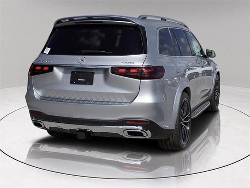2026 Mercedes-Benz GLS 450