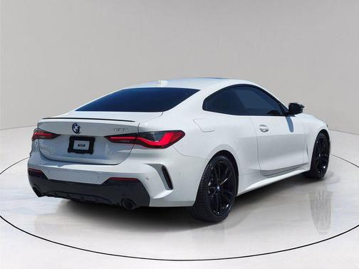 Alpine White 2024 BMW 430 i