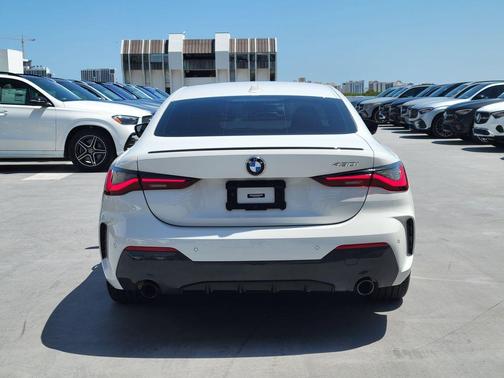 Alpine White 2024 BMW 430 i
