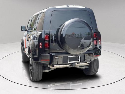 2023 Land Rover Defender 110 X-Dynamic SE