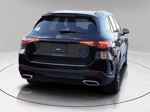 2026 Mercedes-Benz GLC 300 Base