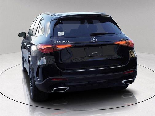 2026 Mercedes-Benz GLC 300 Base