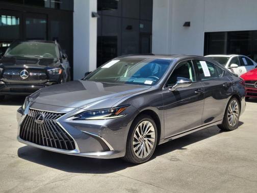 Gray 2023 Lexus ES 300h Ultra Luxury