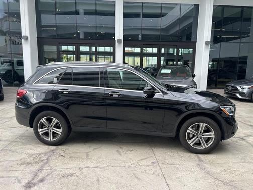 2022 Mercedes-Benz GLC 300 Base