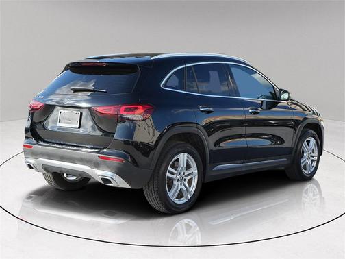 2022 Mercedes-Benz GLA 250 Base