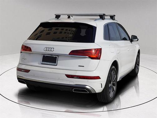 2022 Audi Q5 45 S line quattro Premium