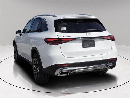 2026 Mercedes-Benz GLC 300 Base