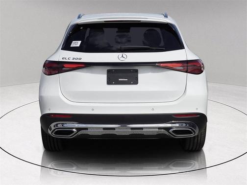2026 Mercedes-Benz GLC 300 Base