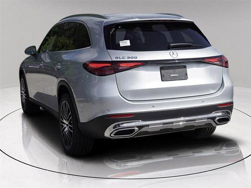 2026 Mercedes-Benz GLC 300 Base