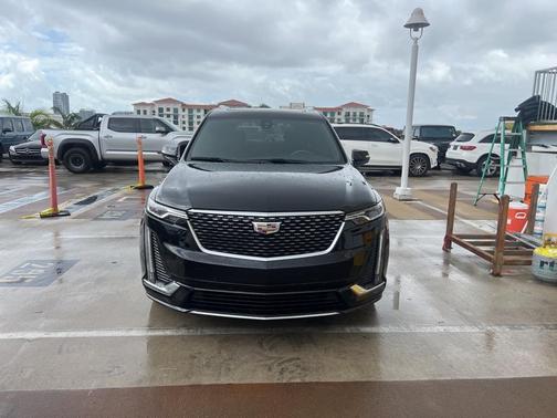 2023 Cadillac XT6 Luxury FWD