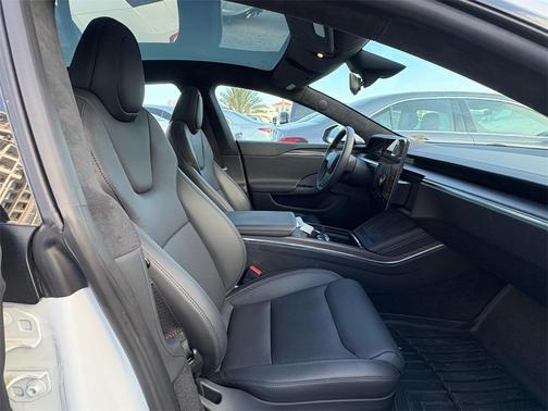 2023 Tesla Model S BASE