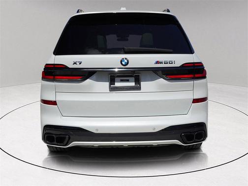 2025 BMW X7 M60i