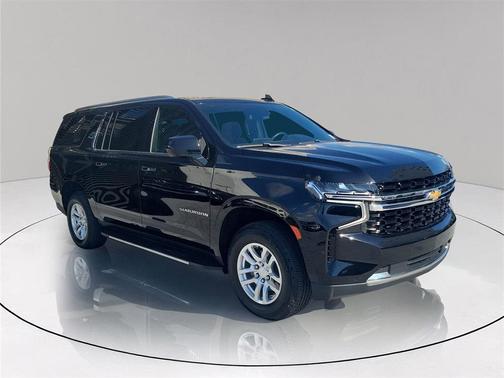 2022 Chevrolet Suburban LS