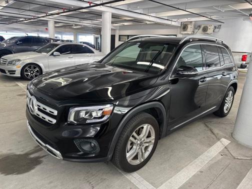 Midnight Black 2022 Mercedes-Benz GLB 250 Base