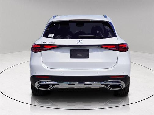 2026 Mercedes-Benz GLC 300 Base