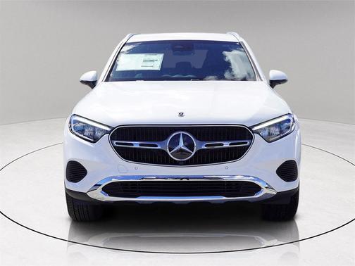 2026 Mercedes-Benz GLC 300 Base