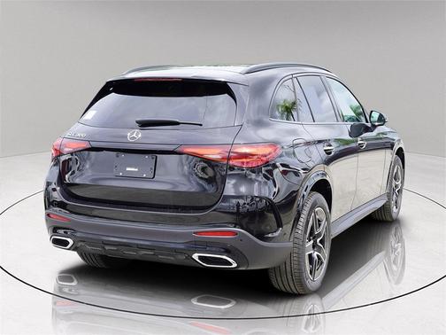 2026 Mercedes-Benz GLC 300 Base