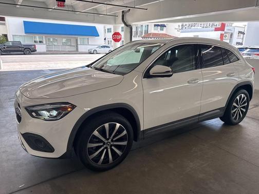 2021 Mercedes-Benz GLA 250 Base