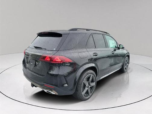 Black 2027 Mercedes-Benz GLE 350