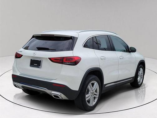 Polar White 2022 Mercedes-Benz GLA 250 Base