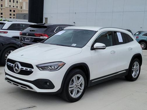 Polar White 2022 Mercedes-Benz GLA 250 Base