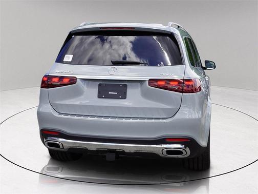 2026 Mercedes-Benz GLS 450