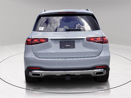2026 Mercedes-Benz GLS 450