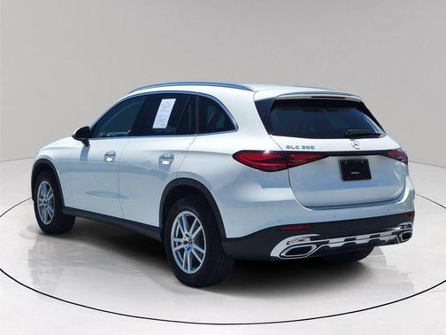 Polar White 2023 Mercedes-Benz GLC 300 Base