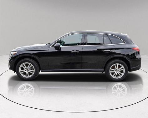 2025 Mercedes-Benz GLC 300 Base