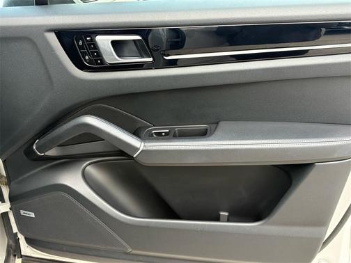 2021 Porsche Cayenne S