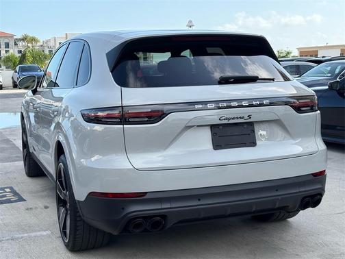 2021 Porsche Cayenne S