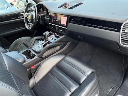 2021 Porsche Cayenne S