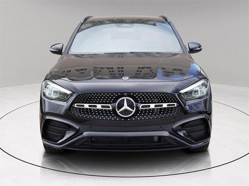 2025 Mercedes-Benz GLA 250 Base