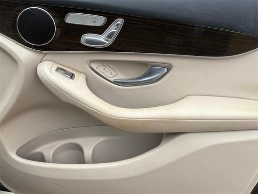 2021 Mercedes-Benz GLC 300 Base