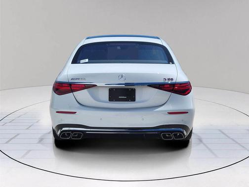 2026 Mercedes-Benz AMG S 63 E Base