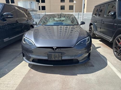 2022 Tesla Model S Base